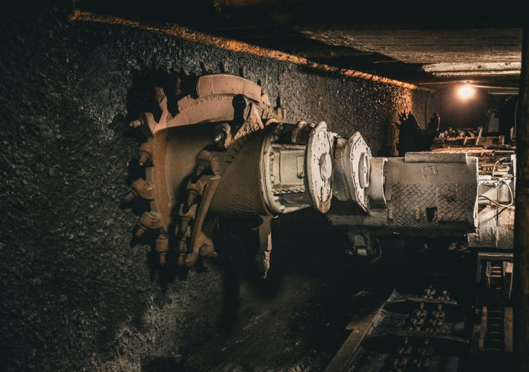 Underground mining cutterhead