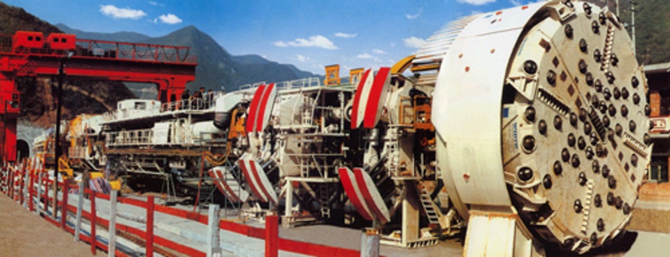 Tunnel boring machine cutterhead in an excavation application