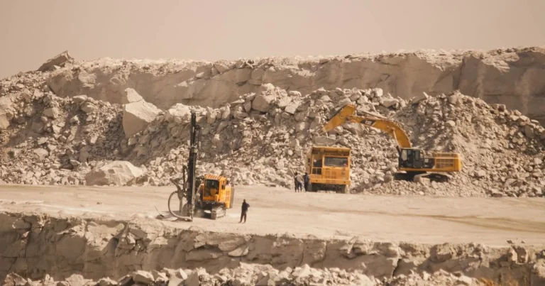 Carbide Grade Selection for Quarry Drilling: Matching Material to Aggregate Rock